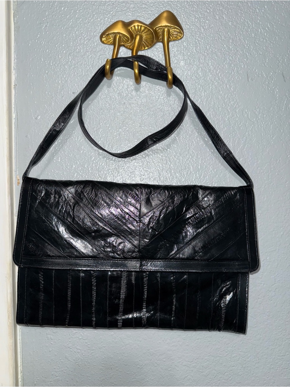 Classic Black  EEL SKIN Leather Shoulder Bag